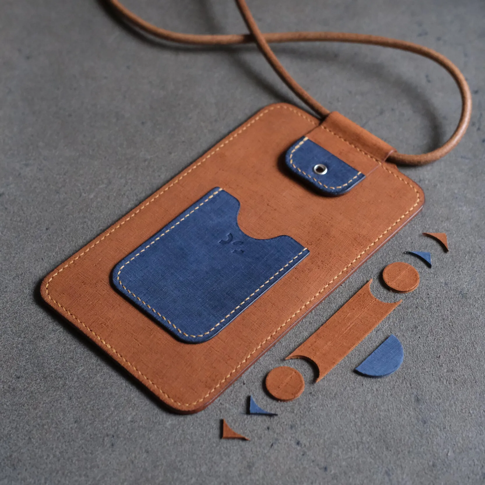 DS-054 The Phone Sling Digital Pattern